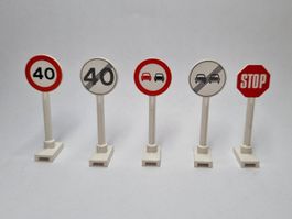 Lego 5x Verkehrsschilder / Schilder / Strassenschilder