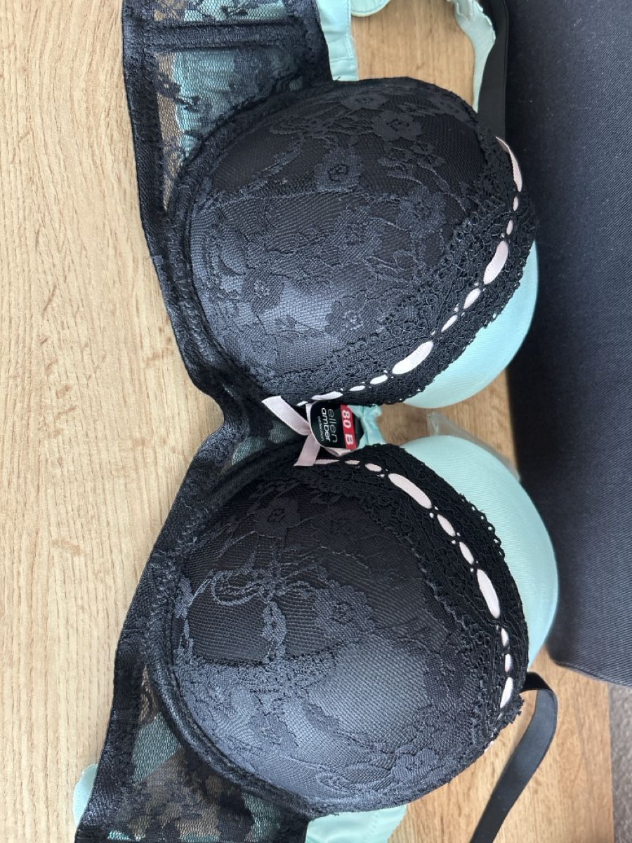 Autres dessous: 2 Stück BH – Neuf (Voir description) à Triengen par zomavesu