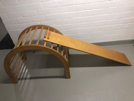 Kletterbogen mit Rutsch- und Kletterbrett