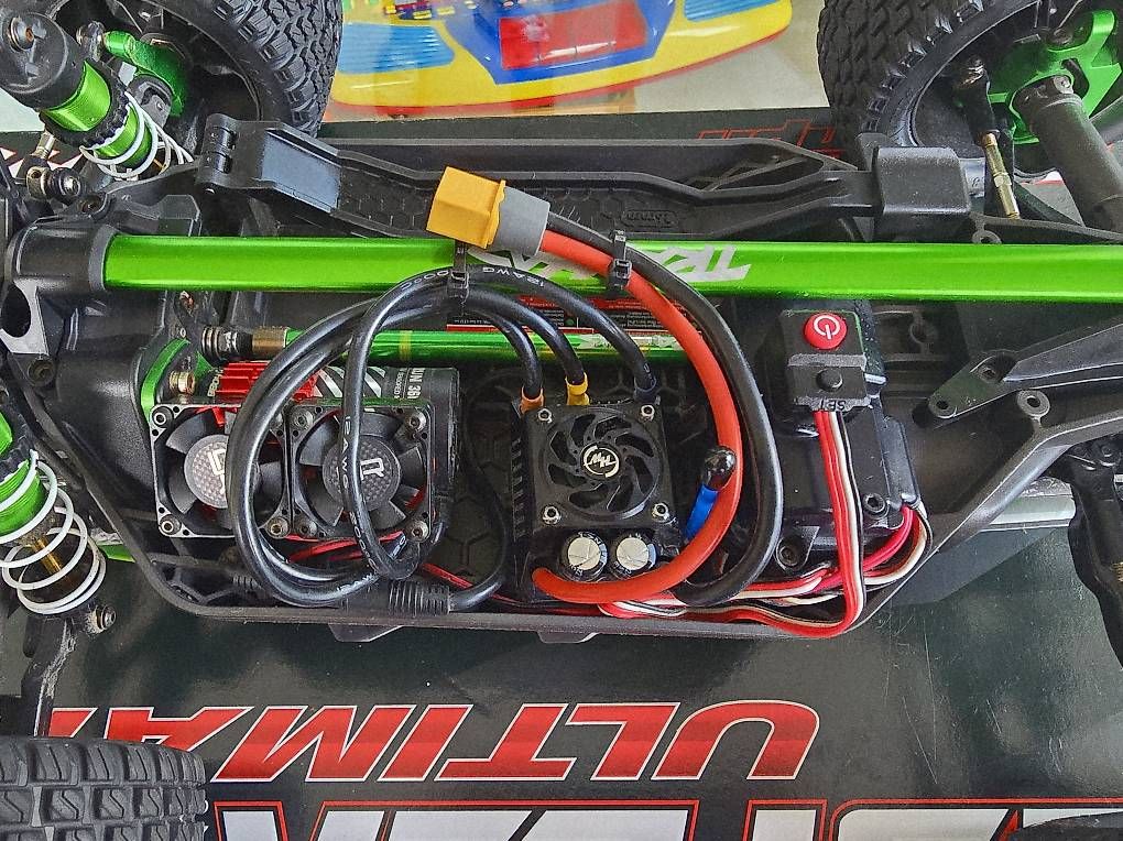 Traxxas RC Modellbau: TRAXXAS RUSTLER ULTIMATE HOBBYWING Tuning ORGINALPREIS 800 – Gebraucht aus Lenzburg von ziomtk 4