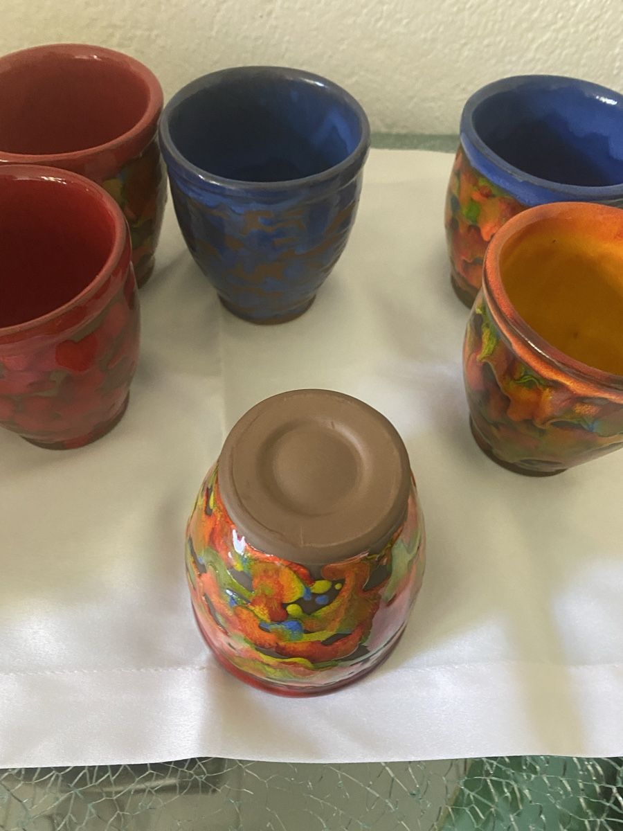 Tazze: Steingut wunderschöne Hand Made Trinkgläser 8stk. – Nuovo e nell'imballaggio originale da Bern venduto da Ninitto 5