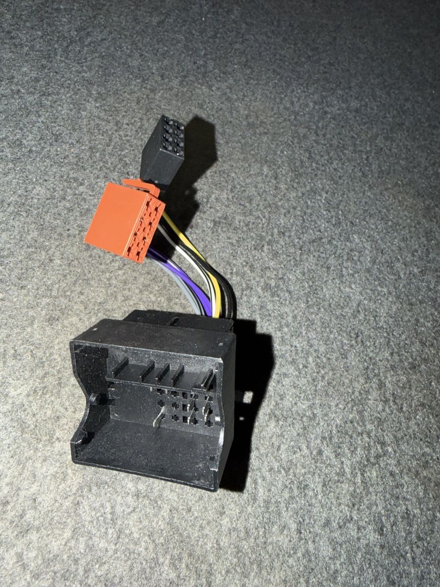 Unità & Adattatore: Radio Adapter Kabel – Usato da Ulisbach venduto da PET-030 2