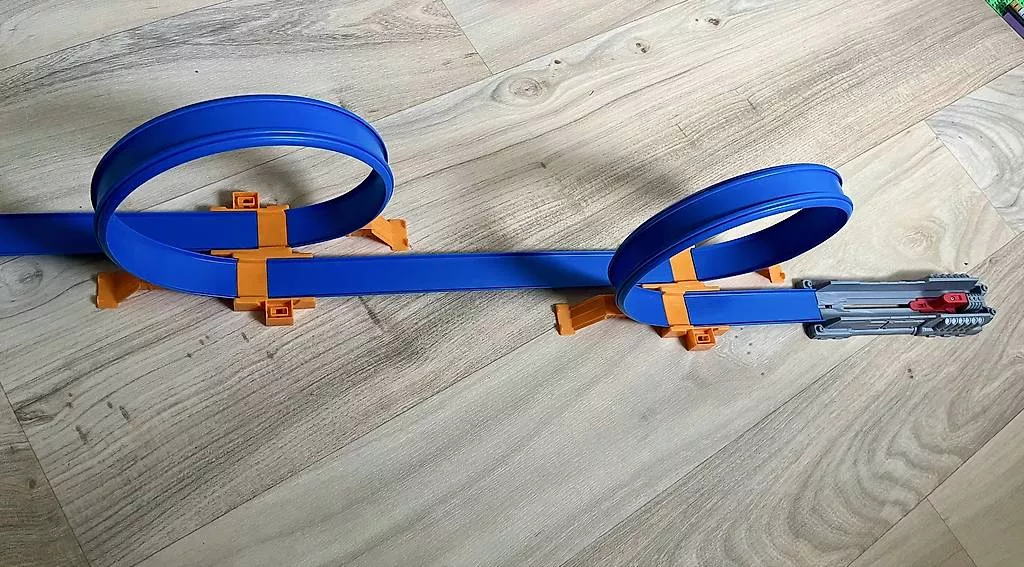 Spielzeuge: Looping petites voitures  – Gebraucht aus Sugiez von Essenti3L
