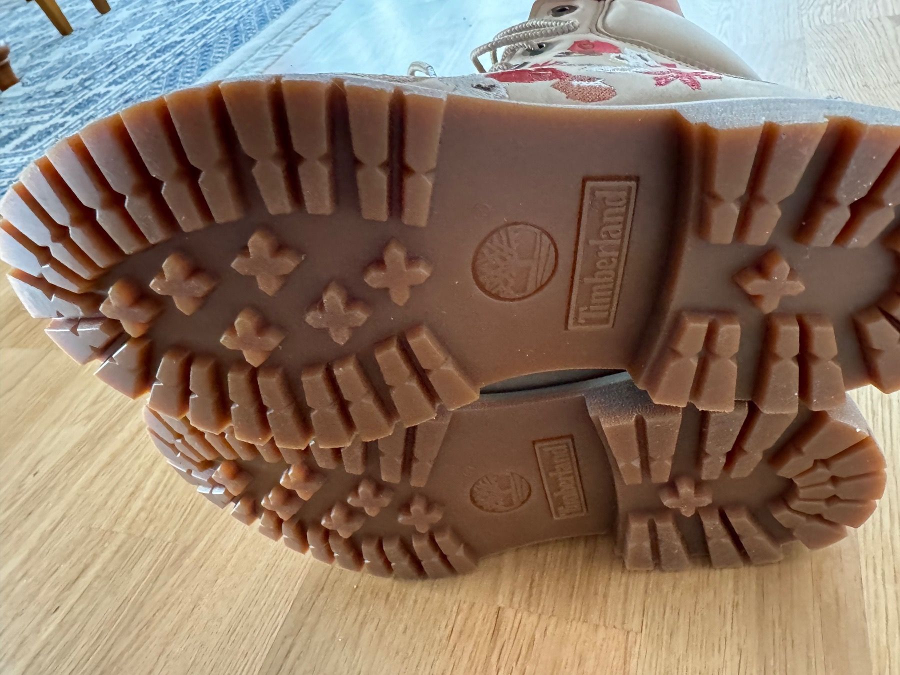 Damenschuhe: Timberland Boots limitiert Neu – Gebraucht aus Ehrendingen von Nr.7 2