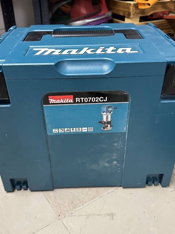 Tutte le macchine: Makita Oberfräse – Usato da Zihlschlacht venduto da marcohubi8989