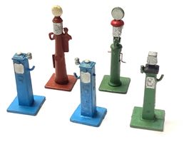 5 Original Vintage Spielzeug-Zapfsäulen Dinky Toys England