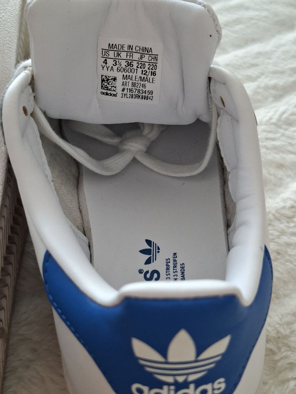 Adidas Scarpe da donna: Baskets Adidas Superstar blanc rouge bleu taille 36 – Usato da Renens VD venduto da ser_j2fn 6