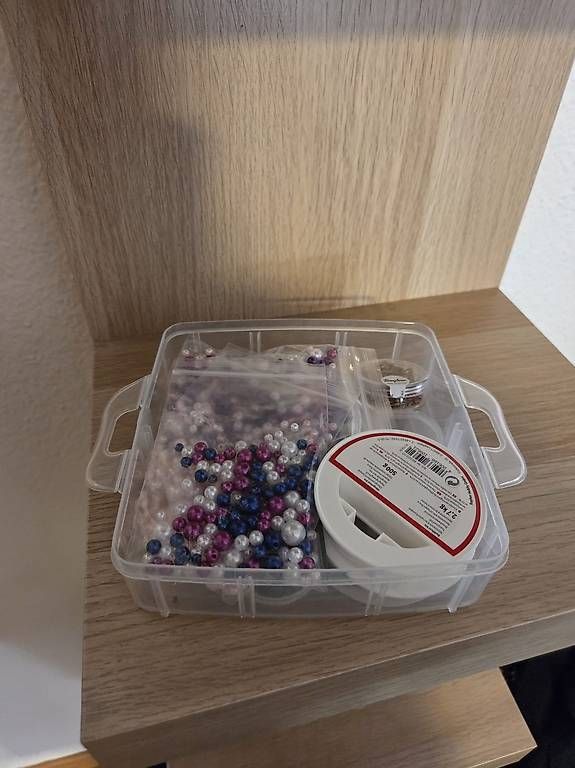 Perle (finte): Bastelperlen allerlei – Usato da Steinen venduto da Manjix 1