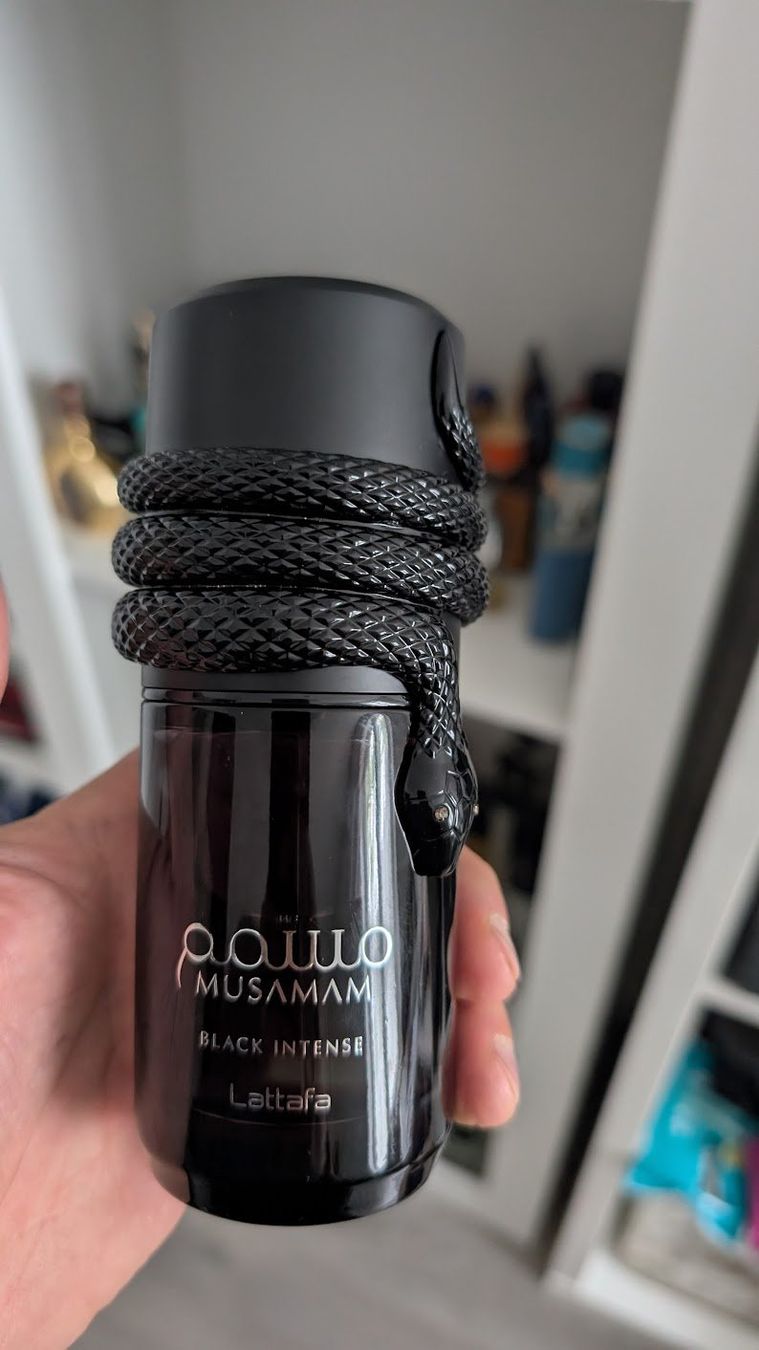 Lattafa Profumi & Eau de Toilette: Musamam black intense Lattafa decants 3ml or 5ml – Usato da Vevey venduto da dal_2m29
