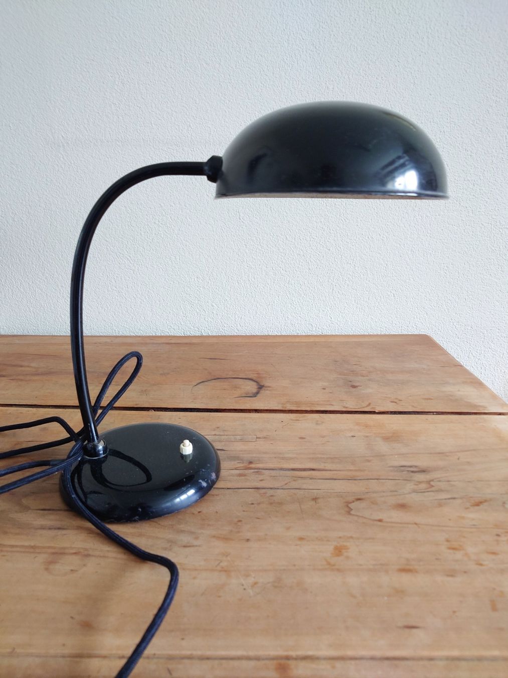 Lampade: Bauhaus Tischleuchte – Usato da St. Gallen venduto da SG005 5