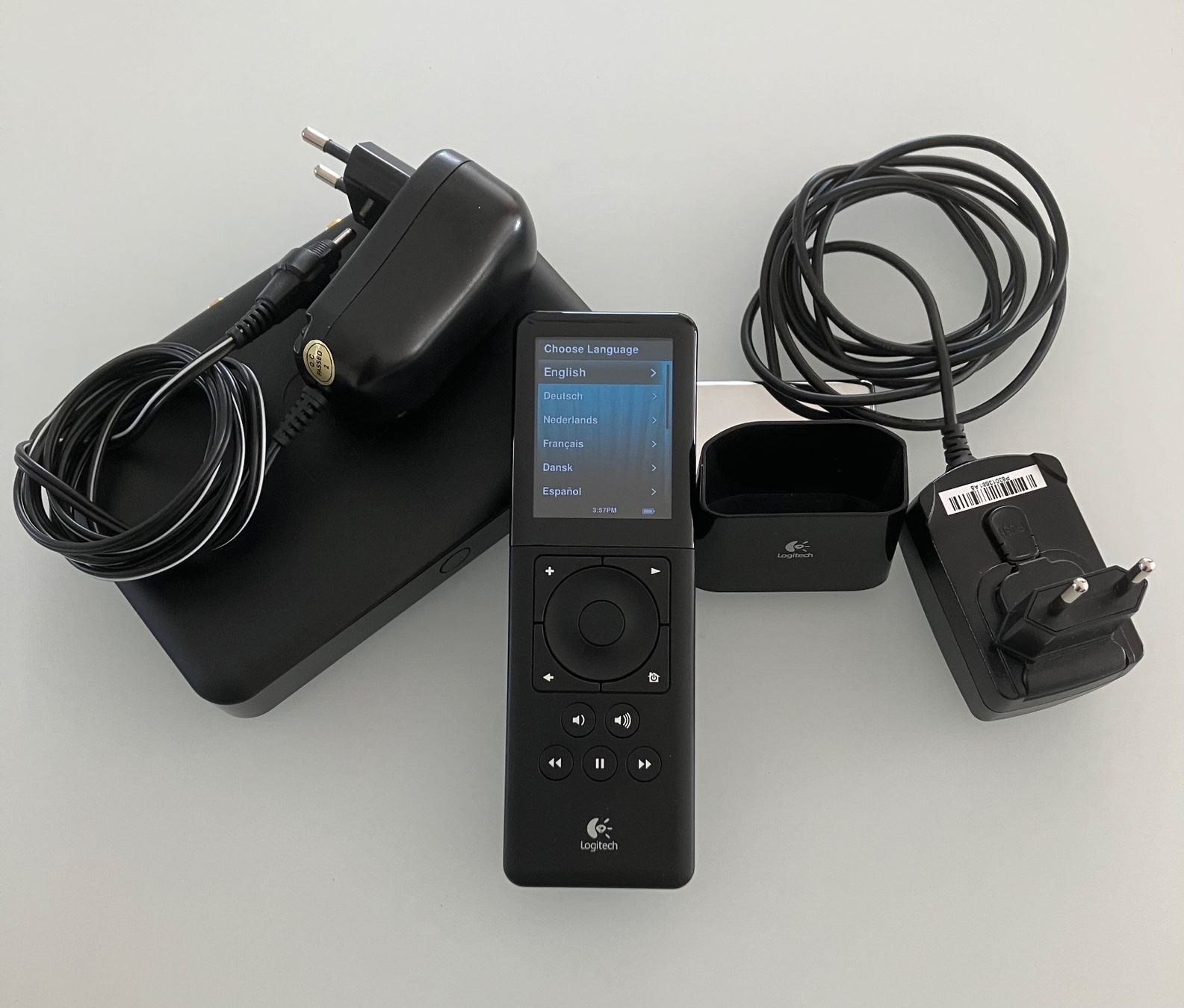 Logitech Lecteur multimedia & Streamer: Logitech Squeezebox Duet Controller und Reveiver – D'occasion à Kreuzlingen par vosakaes