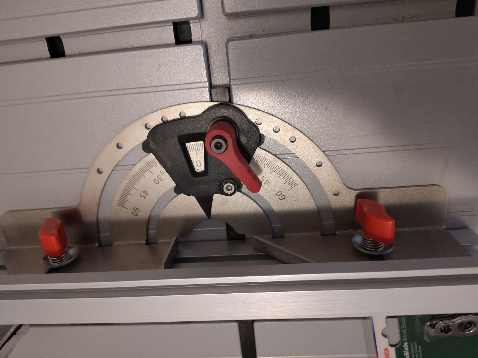 Bosch Seghe: Bosch AdvancedTableCut 52 Tischsäge - Top inkl. Sägeblatt – Usato da Bern venduto da rahel_ey 9