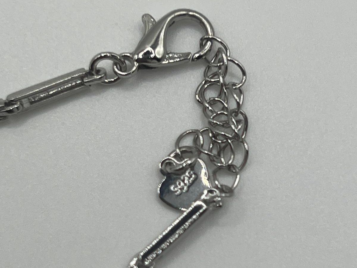 Armbänder & -reifen: Bracelet cœurs entrelacés et bâtonnets en Argent 925 – Gebraucht aus Praz (Vully) von VVSWISS 2