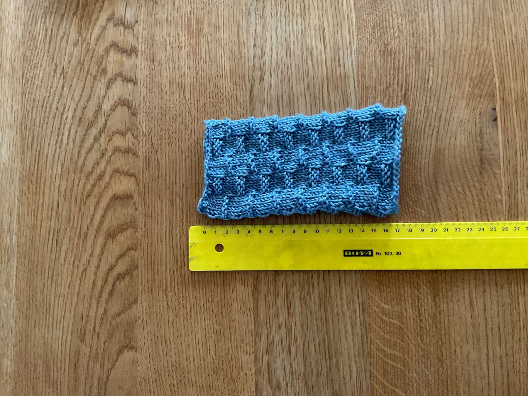 Guanti & manicotti: Handgestrickte Pulswärmer-Amedisli blau – Nuovo (secondo la descrizione) da Wetzikon ZH venduto da FeeF 1