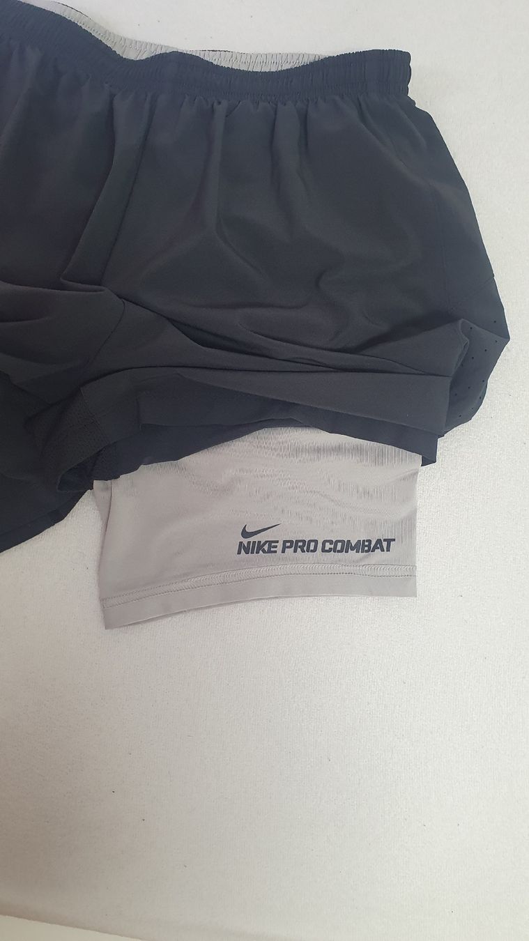 Nike Pantaloni: nike hosen G M – Usato da Maienfeld venduto da tobeyl2020 5