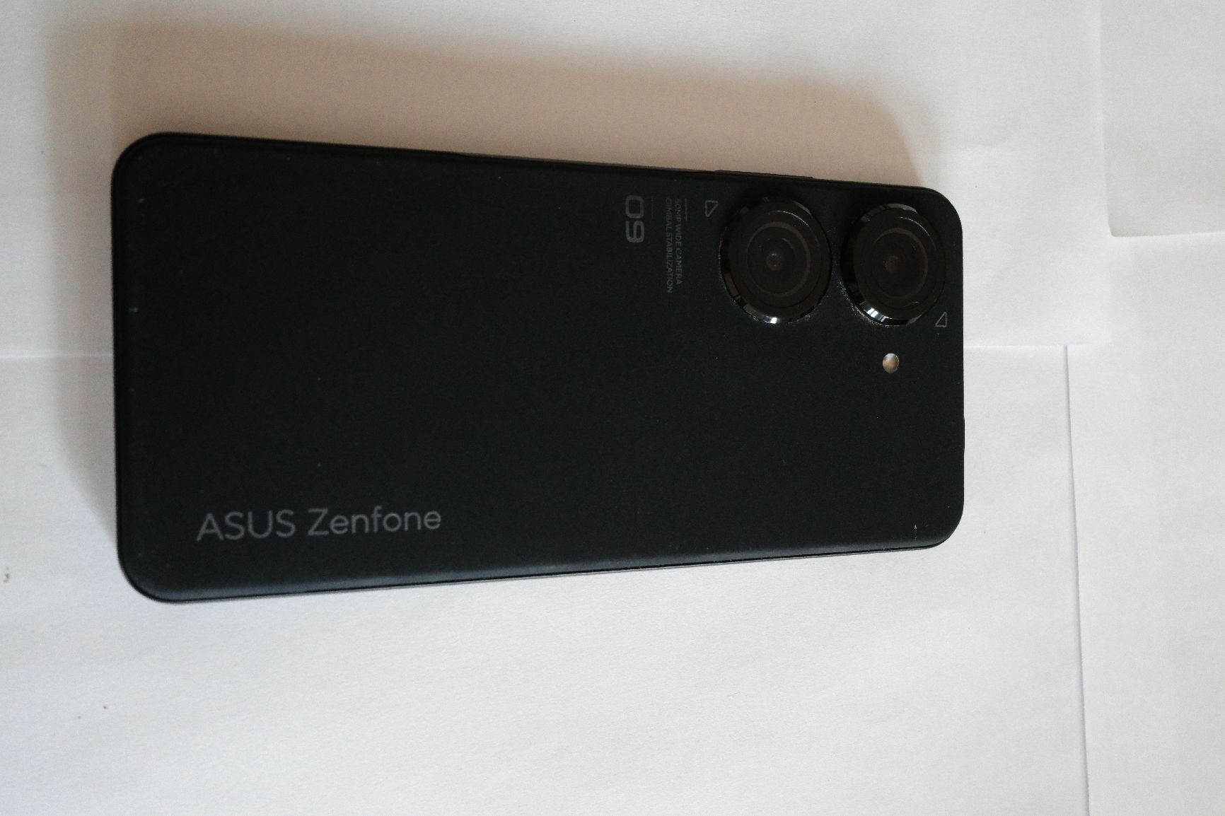 Asus Handys / Smartphones: ASUS Zenfone 9 256 GB – Gebraucht aus Aarau von Leopard_Dog 2