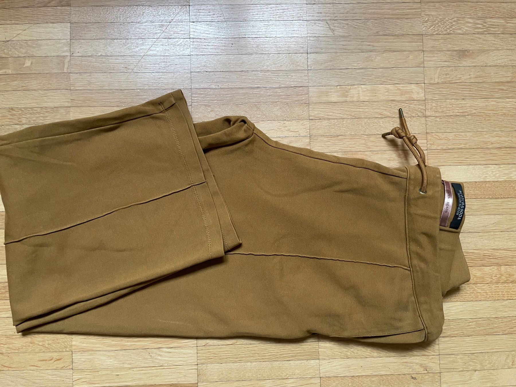 Maison Scotch Hosen: Maison Scotch S – Gebraucht aus Hinterkappelen von Allabianca