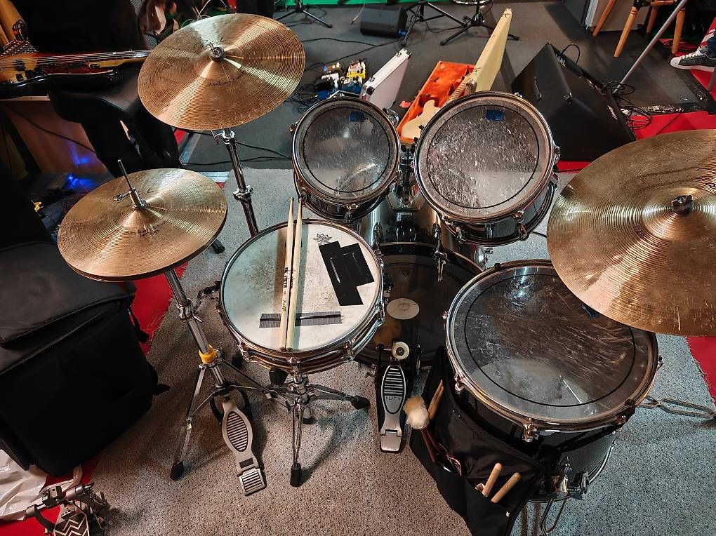 Strumenti musicali: Schlagzeug – Usato da Oberburg venduto da Wengaboy89 1