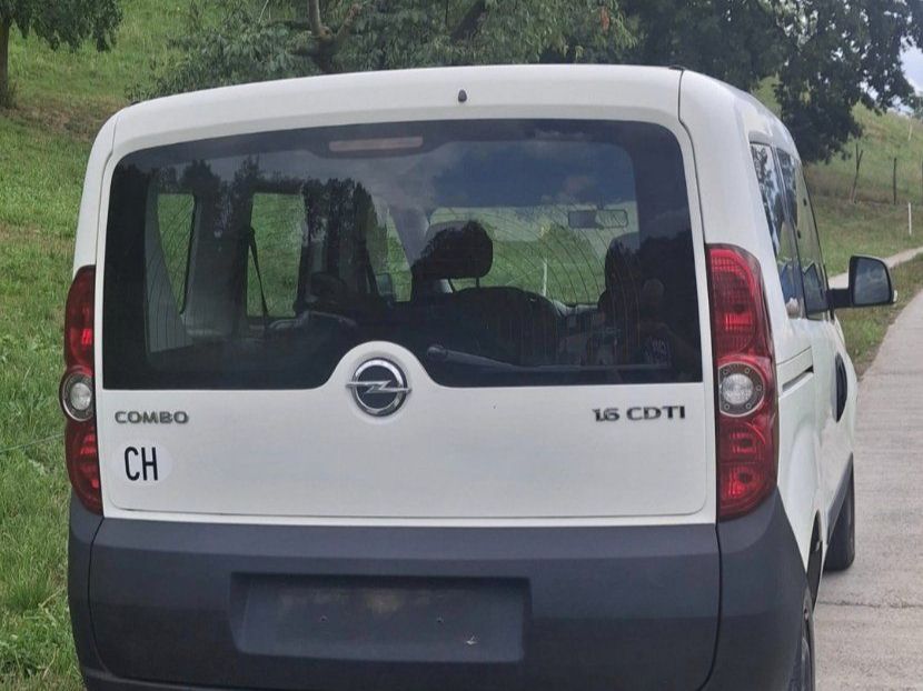 Opel Automobili: Opel Combo D 1.6 – Usato da Greppen venduto da chrigel-1 2