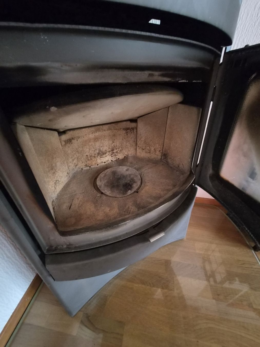 Cheminée: Cheminee inkl. Glasplatte – Gebraucht aus Leuggern von MonaM90 5