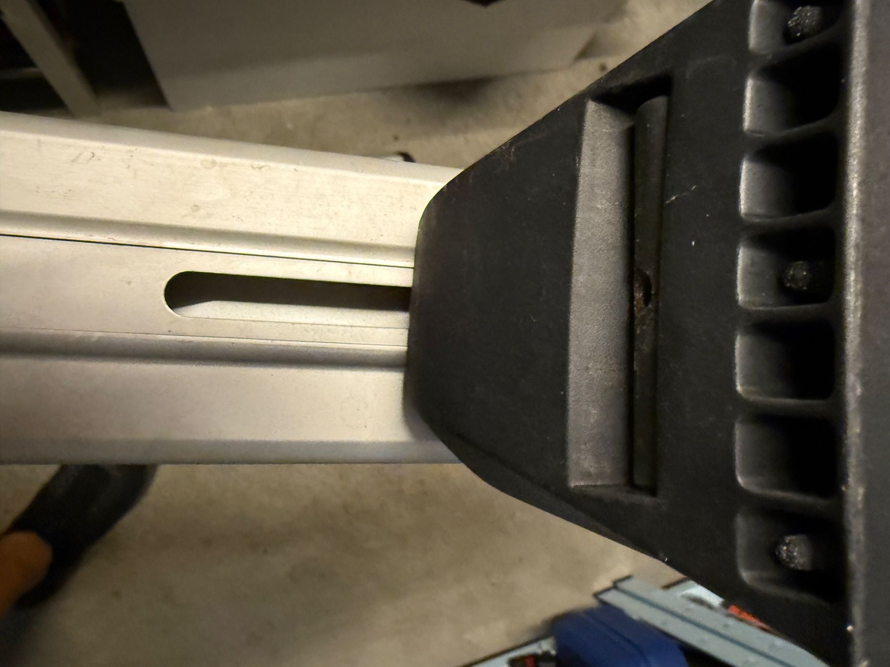 Thule Barres de toit: Dachträger Volvo – D'occasion à St. Gallen par boki83 5
