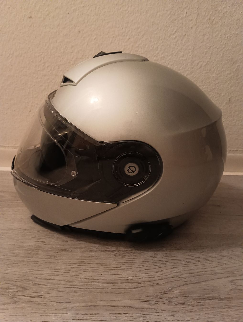 Caschi & visiere: Schuberth Flip-Up Helmet - Great Condition for Spring Rides! – Usato da Dietikon venduto da isa_pz9m 2