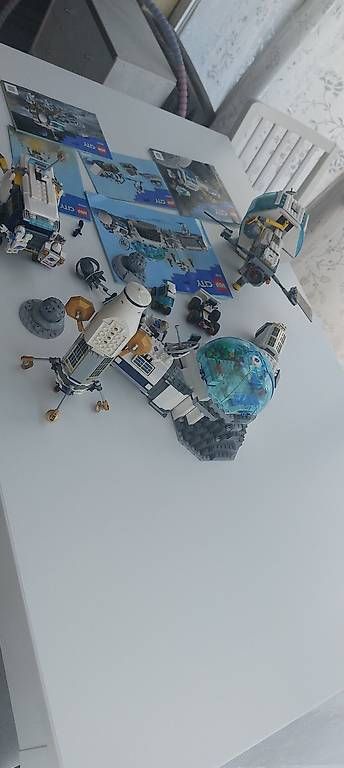 Lego Spielzeuge: LEGO City Space Mondmission 3 Sets – Gebraucht aus Geuensee von Itingen1 3