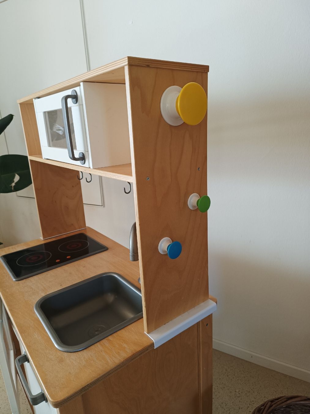 Ikea Spielzeuge: Ikea Spielküche – Gebraucht aus Humlikon von Zitrone011 2