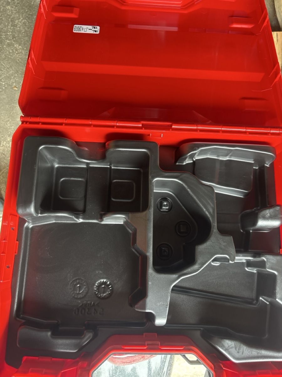 Valigie: HILTi koffer rot – Usato da Geroldswil venduto da Fiury 2