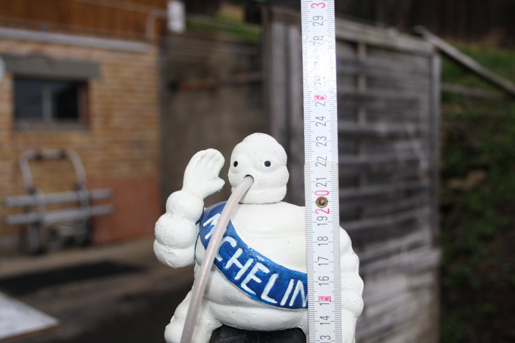 Michelin Statuette: MICHELIN MANN BIBENDUM EISEN – Usato da Wauwil venduto da Pneuedy 9