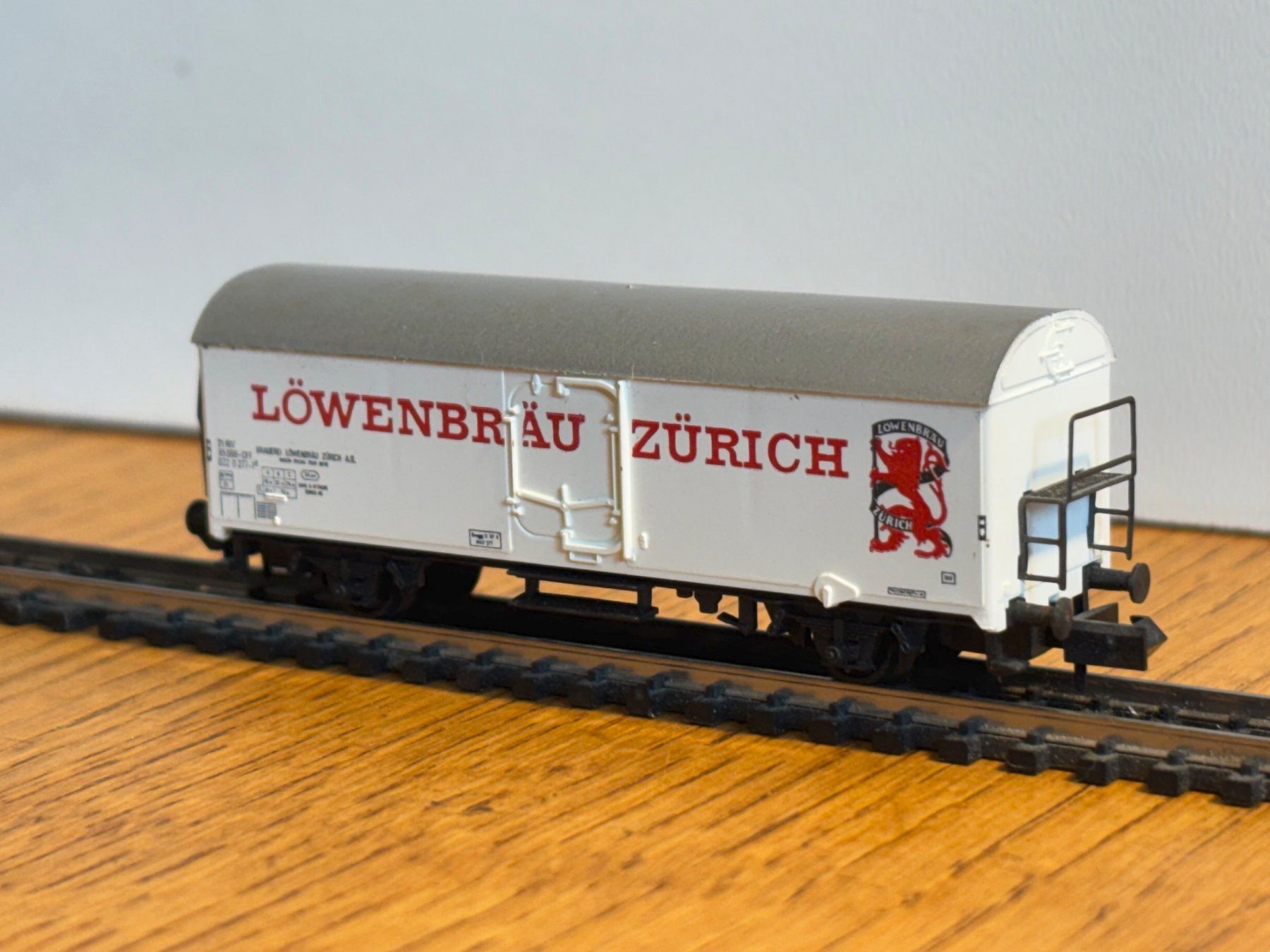 Modellini di ferrovie: e1643: Bierwagen (Spur N) – Usato da Birsfelden venduto da Birs_25