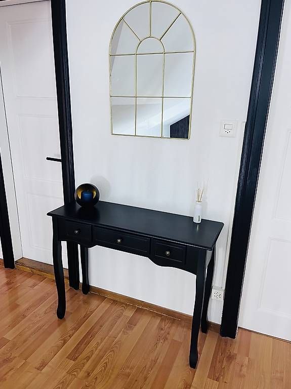 Commodes: Commode d'entrée  – D'occasion à Chez-le-Bart par Lorenzo31
