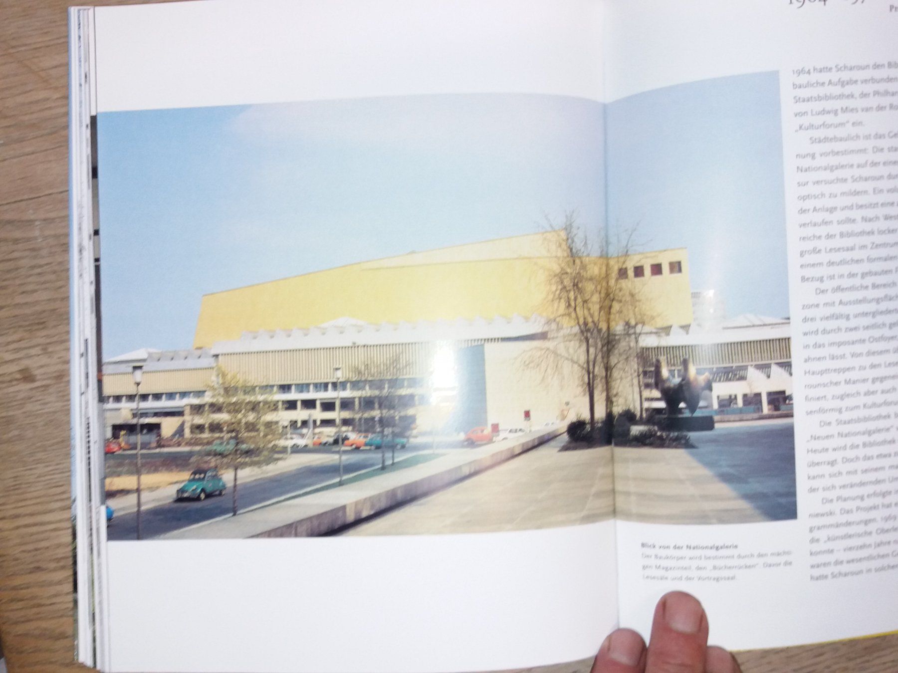 Libri: ARCHITEKTUR Hans Scharoun – Usato da Welschenrohr venduto da Regool 7