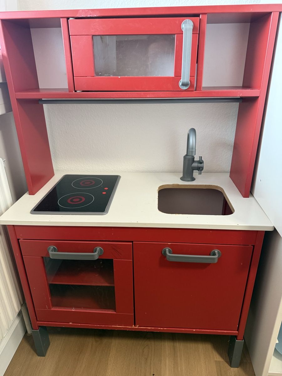 Ikea Giocattoli: Spielküche IKEA Duktig rot – Usato da Bischofszell venduto da fab_vzv8 1