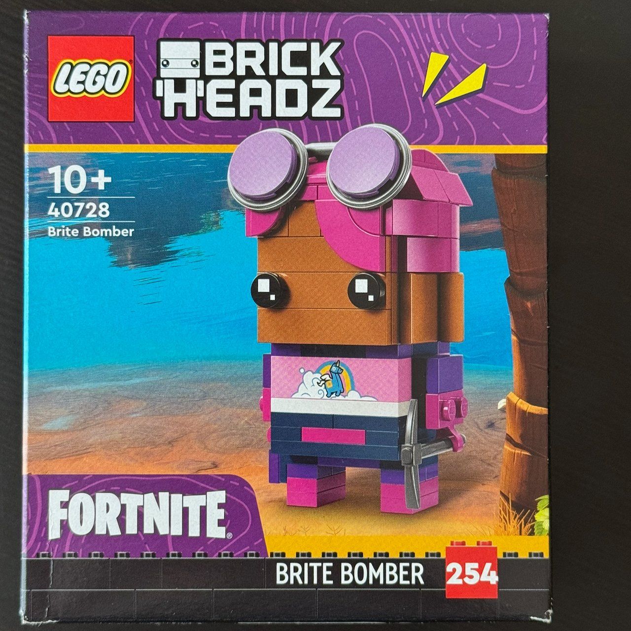 Lego Giocattoli: Lego Brickheadz Fortinite Brite Bomber 254 – Nuovo e nell'imballaggio originale da Bern venduto da Pneu333