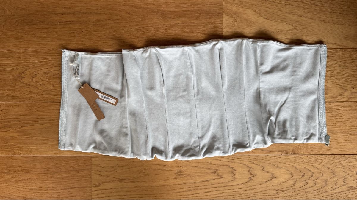 Skims Top: SKIMS Outdoor Corset Opal Gr L – Nuovo (secondo la descrizione) da Zug venduto da pla_2ckh 4