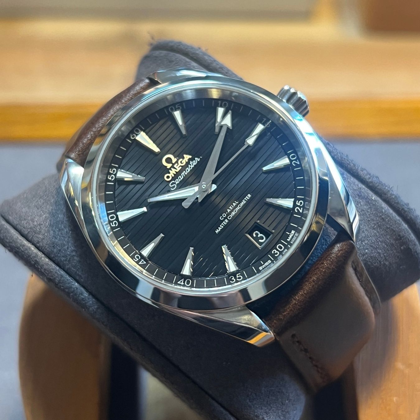 Omega Orologi: Omega Seamaster Aqua Terra Automatic Date Full Set 220.13.41 – Usato da Carouge GE venduto da Watchaser 6