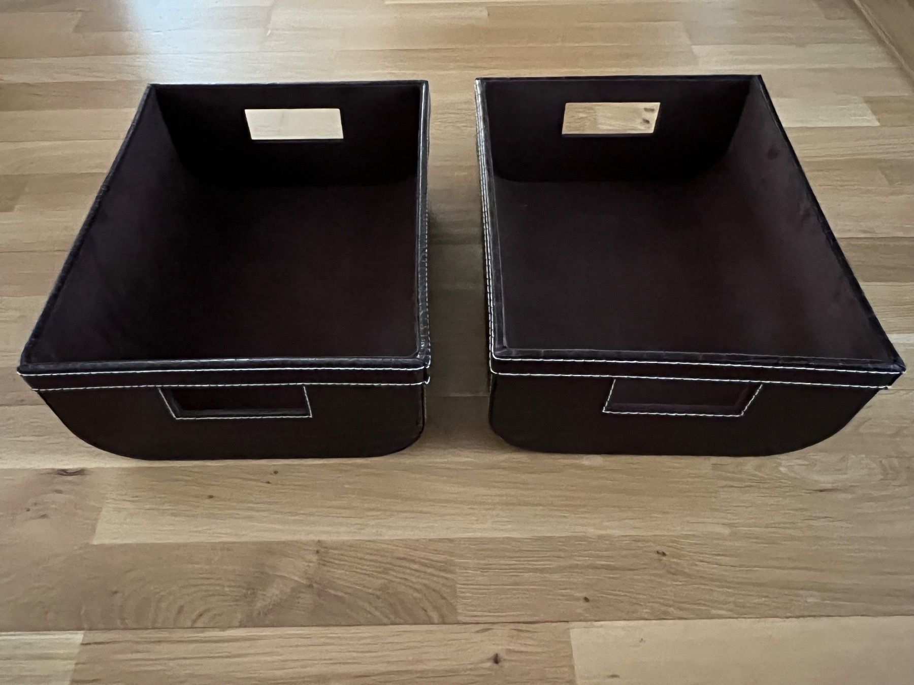 Contenitori & Simili: 2x Aufbewahrungsboxen Elegant – Usato da Stäfa venduto da PatrickOO7 1