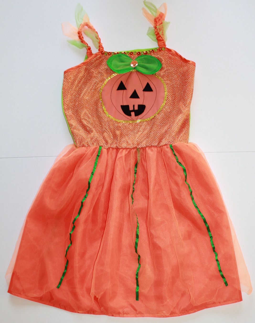 Costumi: Costume sorcière / Hexe t. 140 – Usato da Peseux venduto da CoolShoping 1