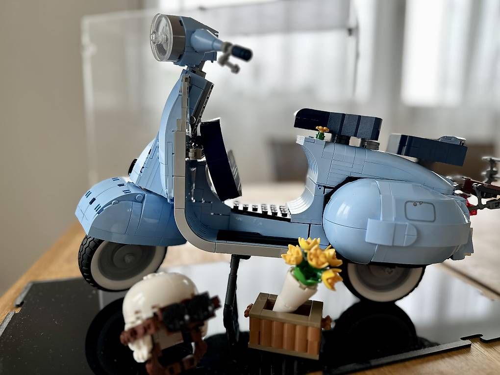 Kit di costruzioni: Lego Vespa 125 10298  – Usato da Flawil venduto da ric_rtq8 3