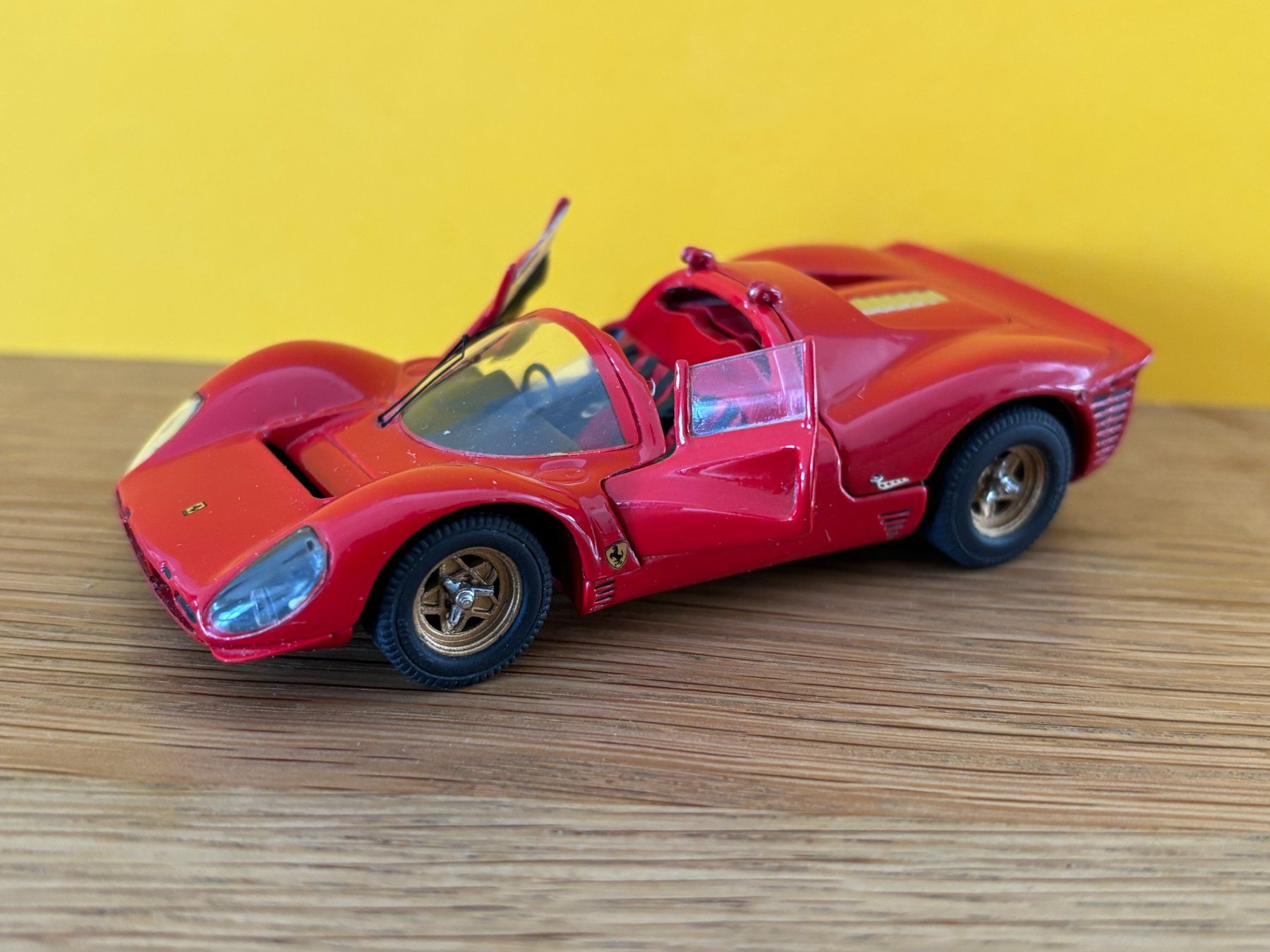 Ferrari Modellini d'auto: Ferrari 330 P4 von Jouef Evolution in 1/43 – Usato da Zunzgen venduto da butz36 4