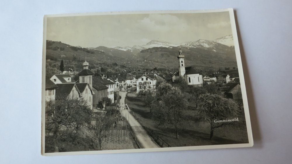 Cartoline postali: Gommiswald / SG - 1949 – Usato da Jona venduto da centumprata