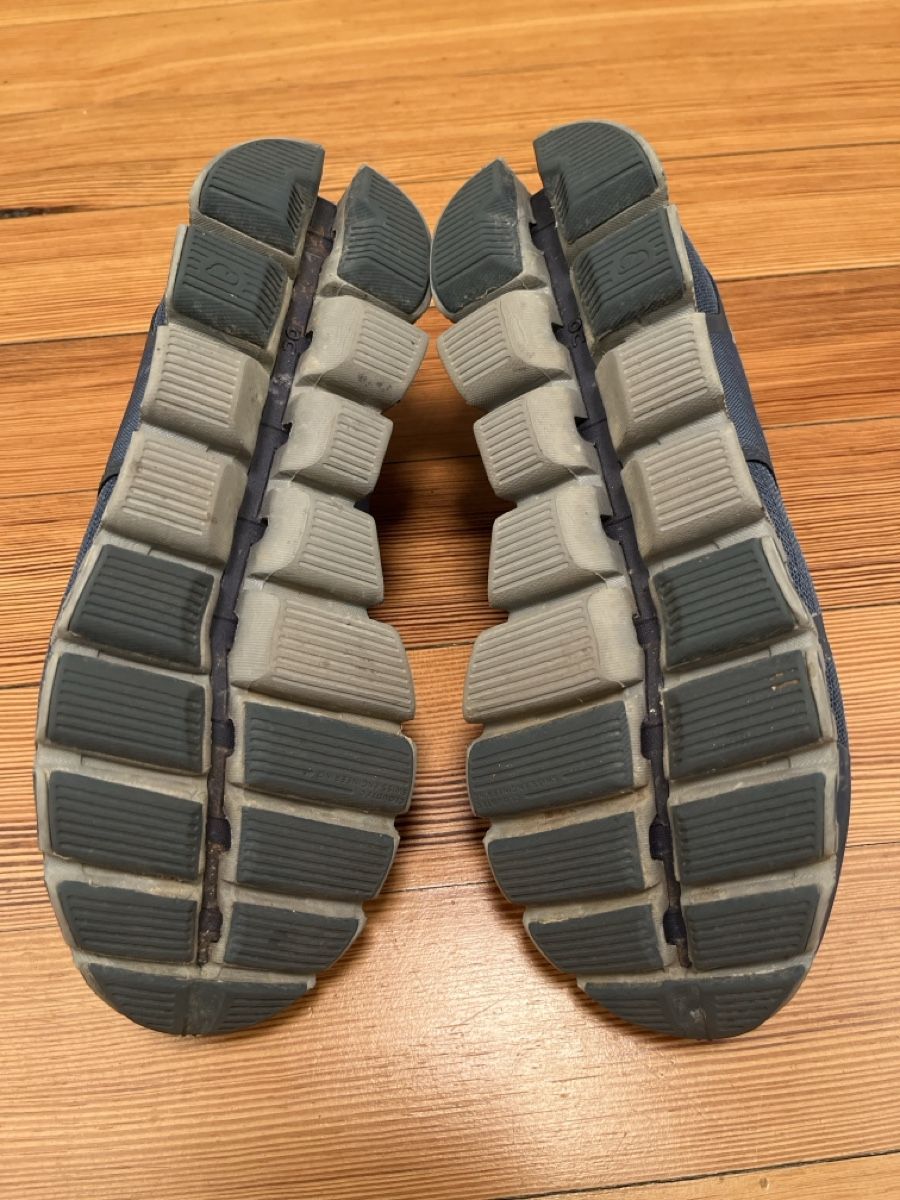 On Scarpe da donna: On Running Cloud Waterproof Shoes Size 39 US 8 – Nuovo (secondo la descrizione) da Basel venduto da Corinna58 2