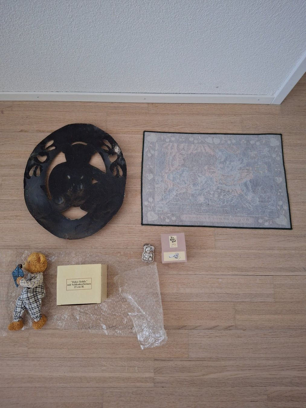 Tutte le decorazioni: Teddybären: Blechschild, Tischdecke, Teesieb, Deko-Teddy – Usato da Dietikon venduto da Hwengi 5
