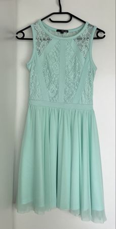 Mintgrünes Sommerkleid