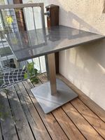 (Balkon?)-Tisch mit Granitplatte