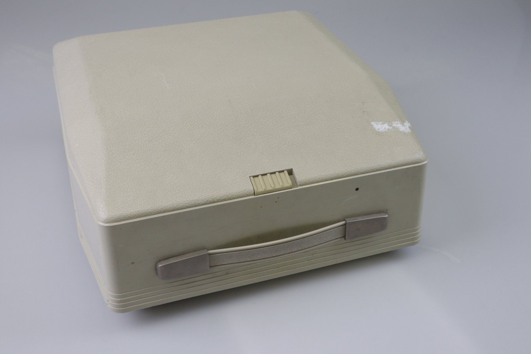 Hermès Schreibmaschinen: Vintage Hermes 3000 Schreibmaschine – Gebraucht aus Volketswil von brockipfannenstil 2
