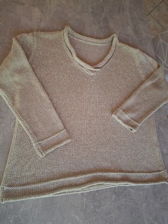 Pull col en V 63% coton taille L-XL