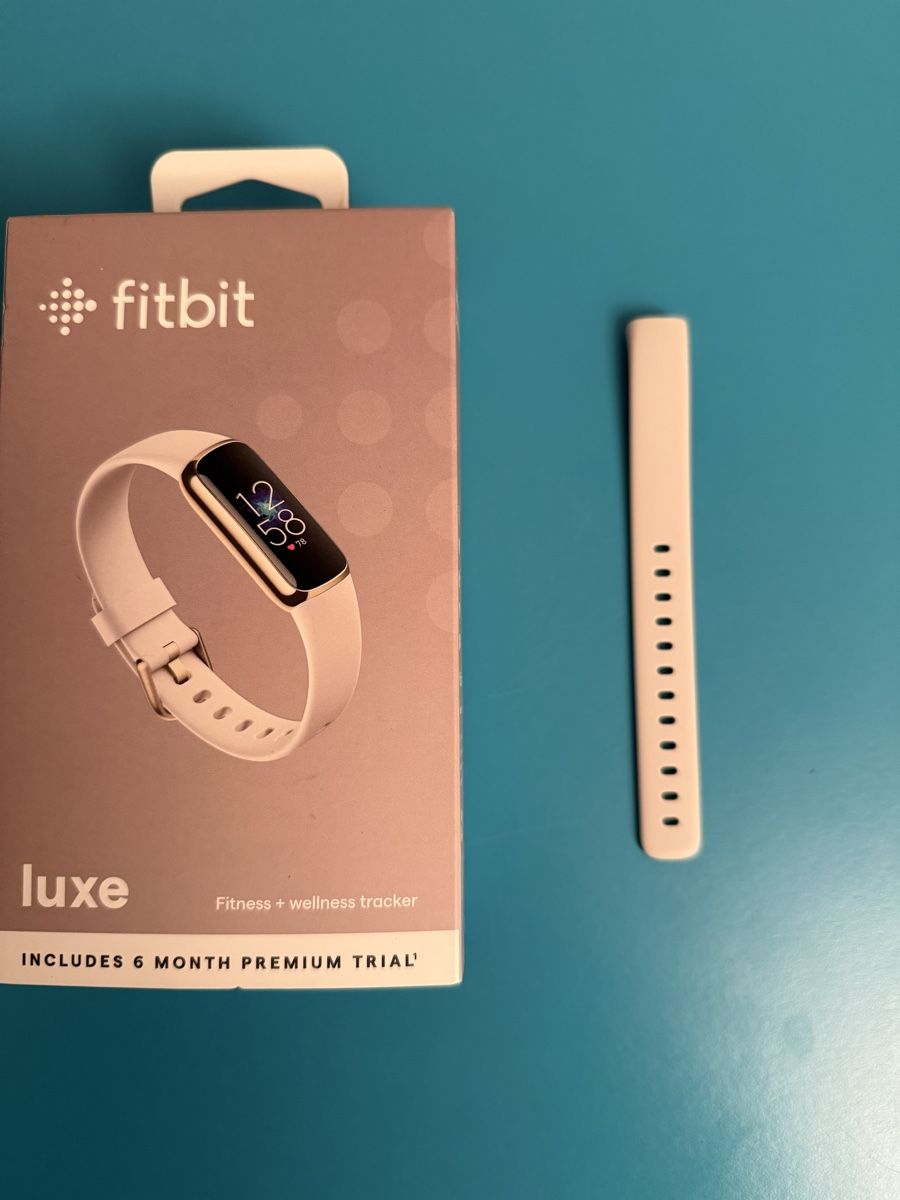 Bracciali & Braccialetti: Ersatzarmband lang, Fitbit Luxe unbenutzt – Nuovo (secondo la descrizione) da Bern venduto da Anne_Bern