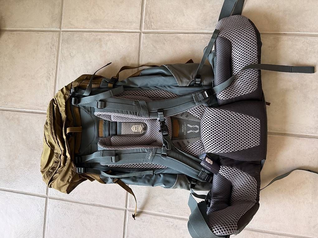 Zaini: Deuter Aircontact 55+10 Trekkingrucksack – Usato da Walenstadt venduto da Manow3 1
